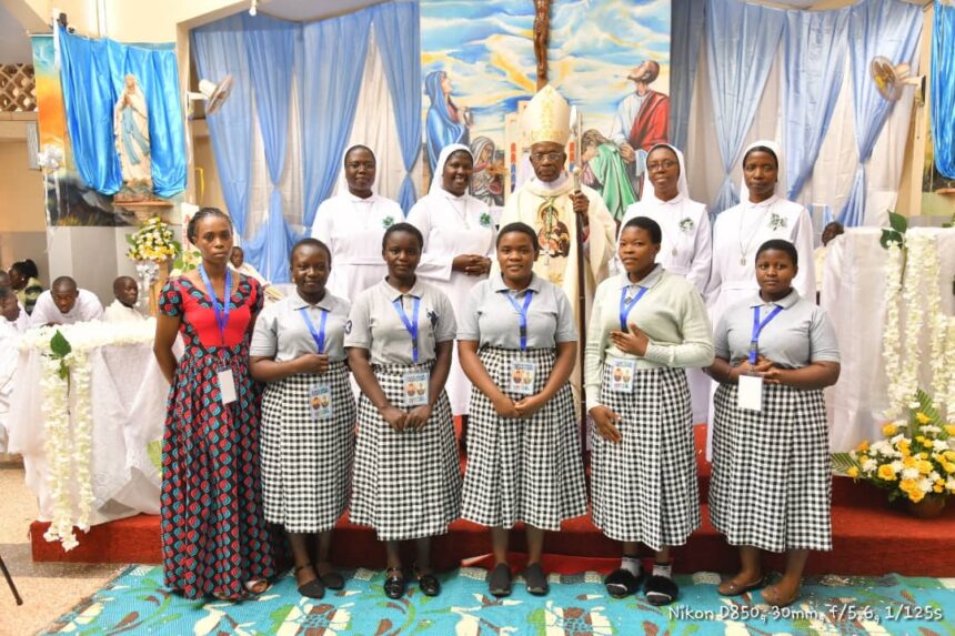 Uganda: perpetual vows and Silver Jubilee