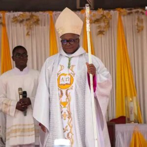 Ordination épiscopale à Atakpamé de Son Excellence Mgr Moise TOUHO