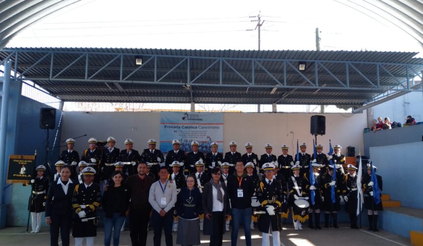Escorts and Military Bands of Pueblo Technological Institute visited Morelos Educational Institute