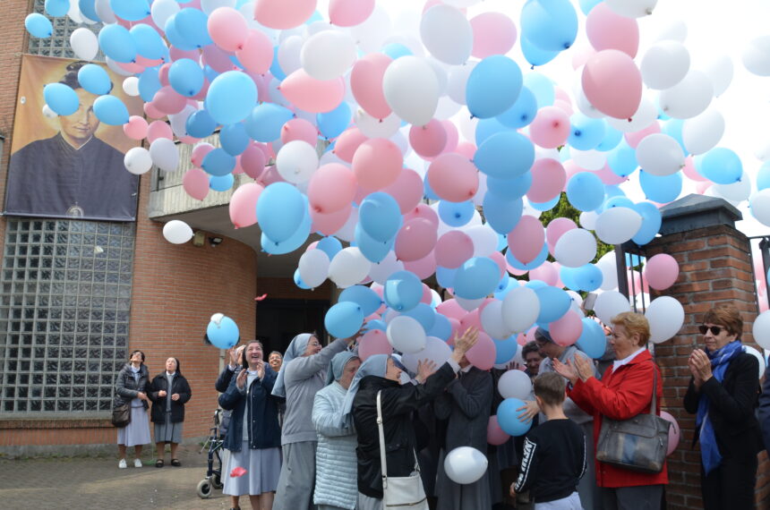 Nova Milanese festeggia le madri canossiane con l’apertura dell’anno giubilare